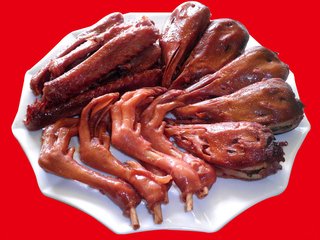 鹵菜出鍋就發(fā)黑，抹鹵水VS抹鹵油哪個好？