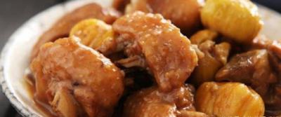 板栗燒雞最好吃的做法，簡單美味又下飯，看看你喜歡吃不？
