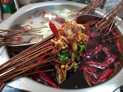 學(xué)習(xí)火鍋串串香技術(shù)培訓(xùn)要花多少錢？味道更醇厚
