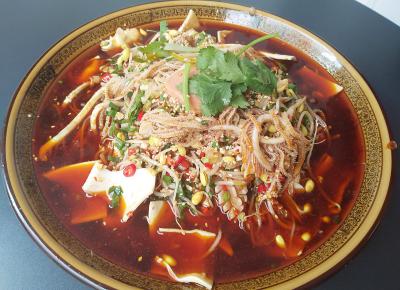 培訓(xùn)冒菜學(xué)校學(xué)費(fèi)哪家合理？掌握市場(chǎng)行情做出明智選擇